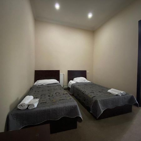 Hotel Shalimar ティビリシ エクステリア 写真