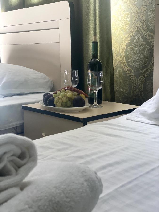 Hotel Shalimar ティビリシ エクステリア 写真