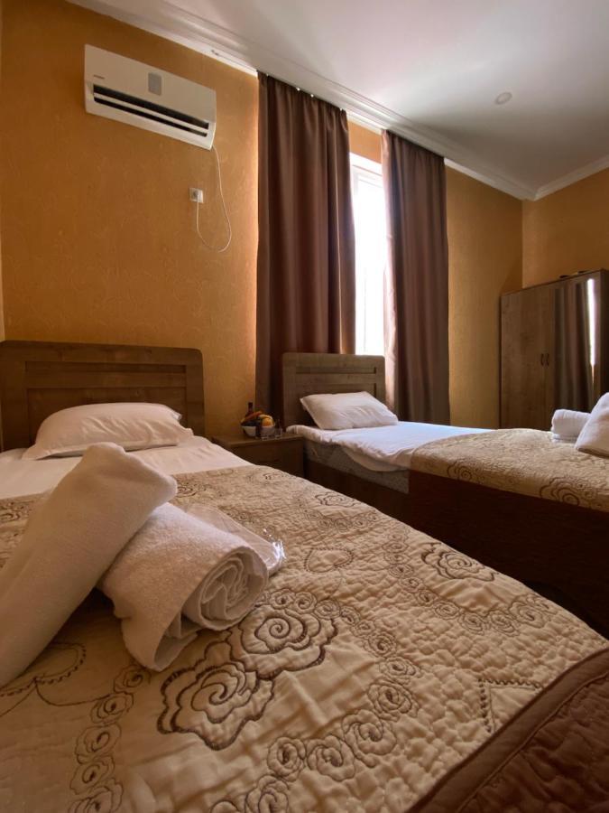 Hotel Shalimar ティビリシ エクステリア 写真