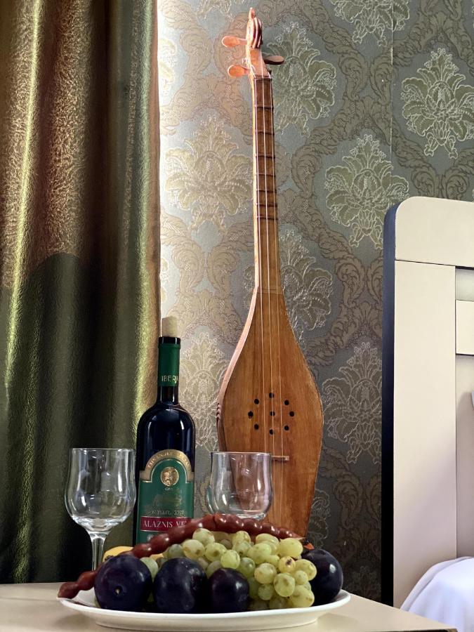 Hotel Shalimar ティビリシ エクステリア 写真