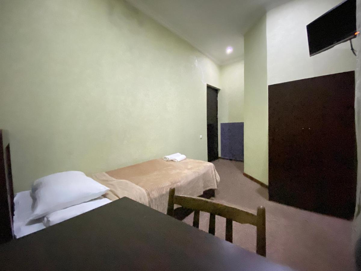 Hotel Shalimar ティビリシ エクステリア 写真