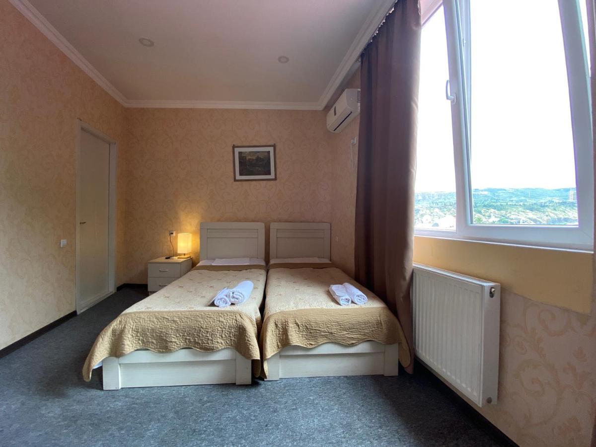 Hotel Shalimar ティビリシ エクステリア 写真