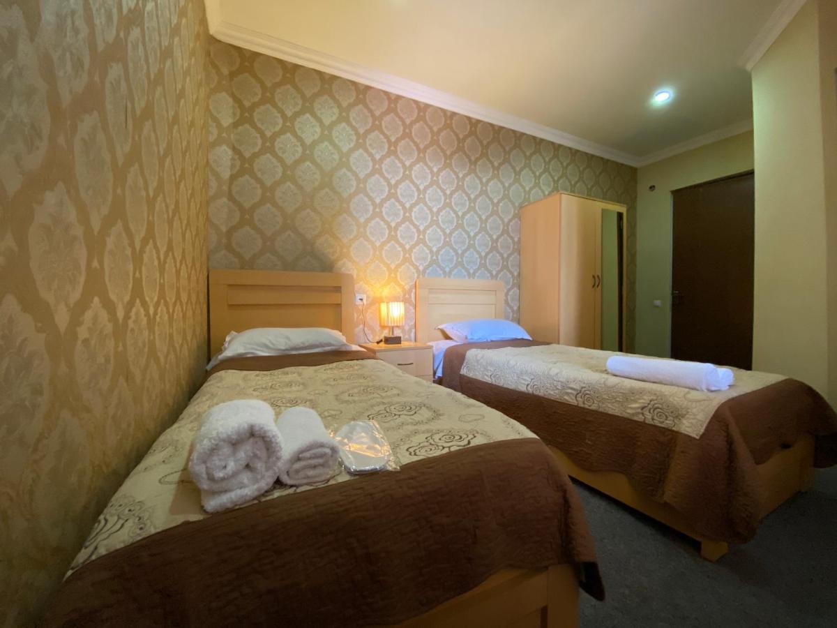 Hotel Shalimar ティビリシ エクステリア 写真